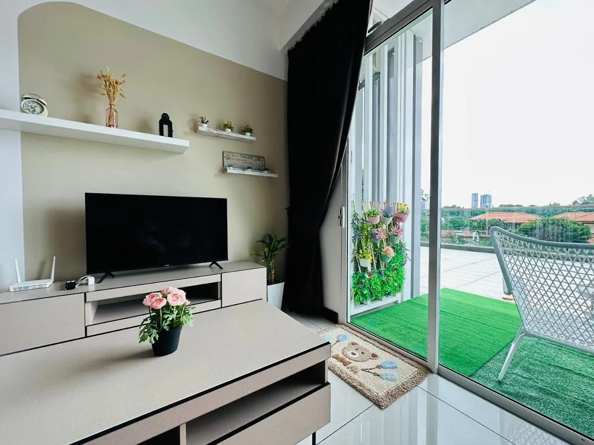 Apartmán Paragon Residence 8-12Pax-Big Balcony With Bbq Johor Bahru