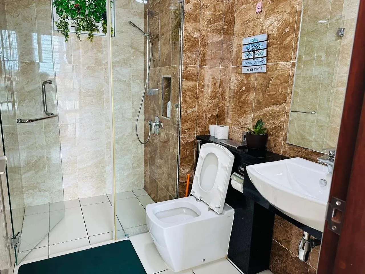 Paragon Residence 8-12Pax-Big Balcony With Bbq Johor Bahru 0*,