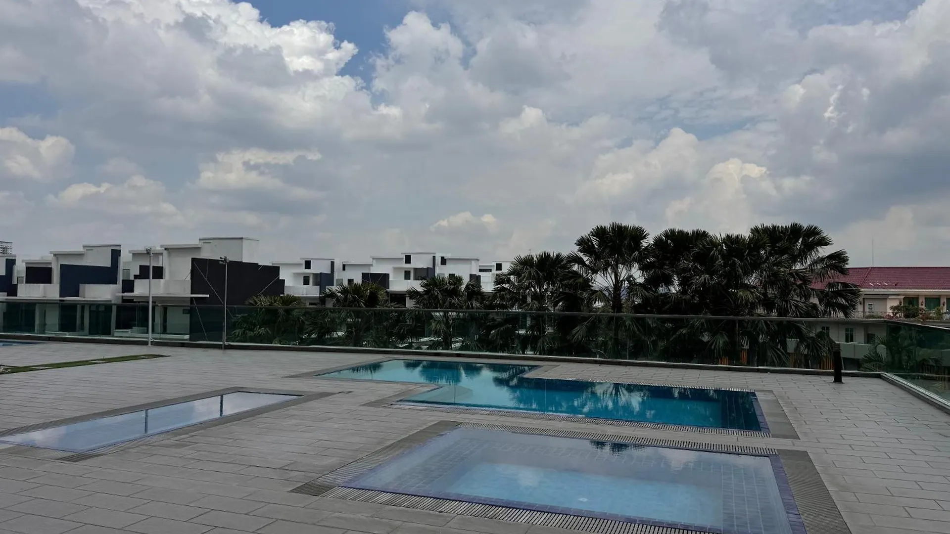 Apartmán Paragon Residence 8-12Pax-Big Balcony With Bbq Johor Bahru